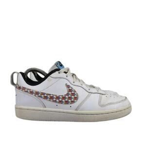 Nike Shoes Kids 5 Sneakers Court Borough Low Athletic Trainers Basketball Swoosh